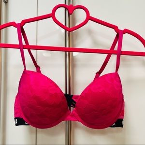NWOT La Senza Remix Bra Lace Hot Pink Size 34C